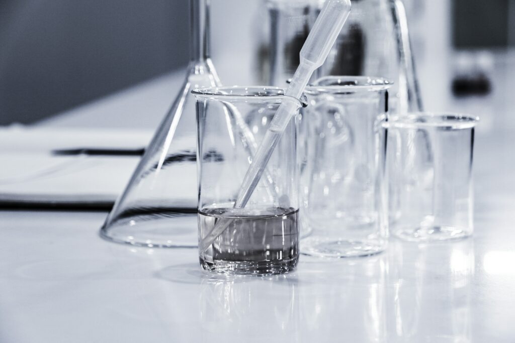 bacteriostatic water vials in a lab